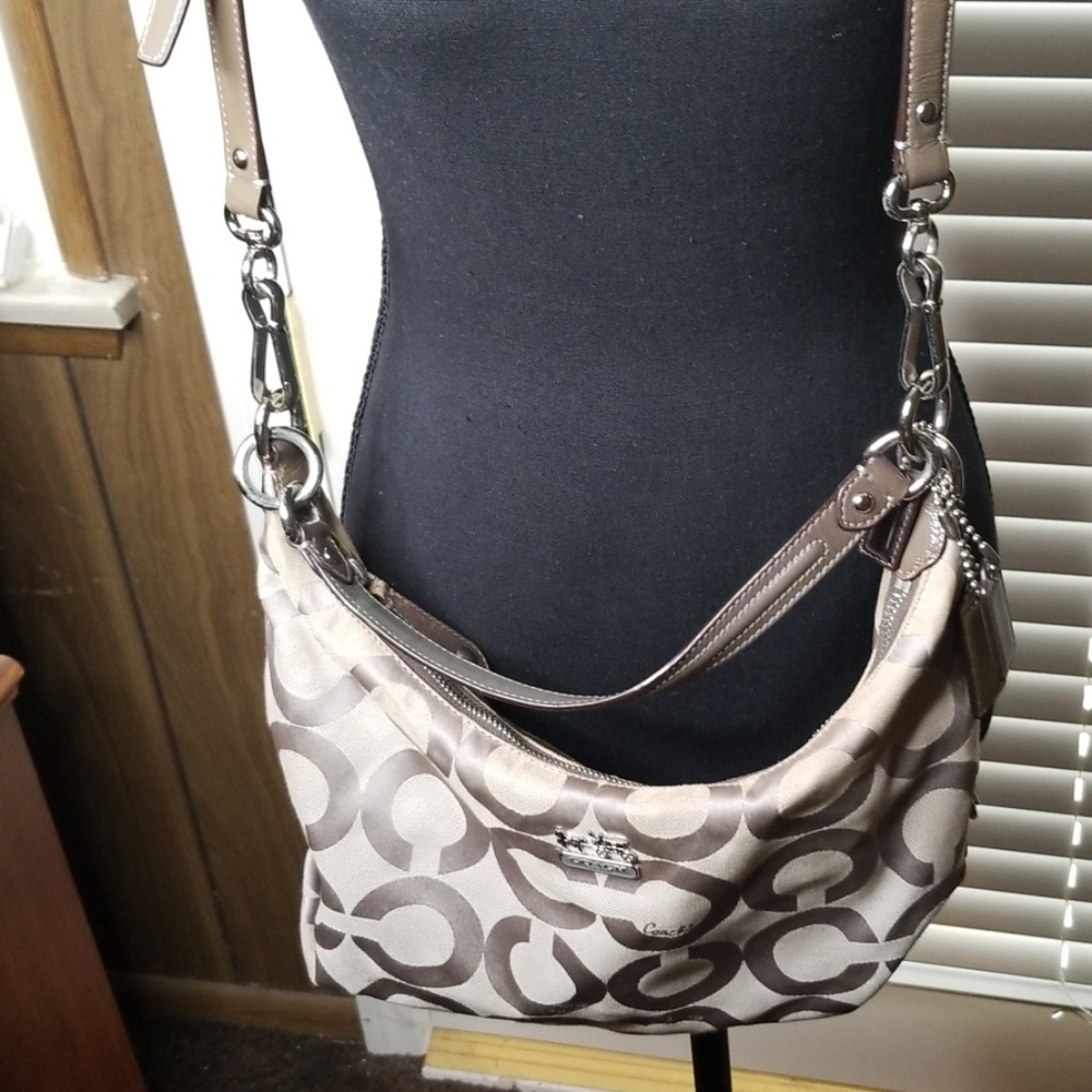 Purse - Picture 2 of 4